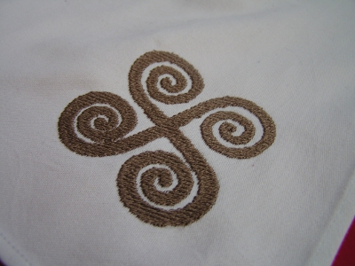 Decke "Paar mit Iminsul mit Hagal und Spirale" – Bild 3